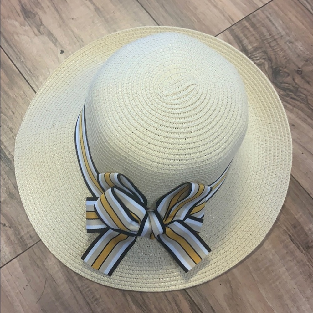 Women straw hat